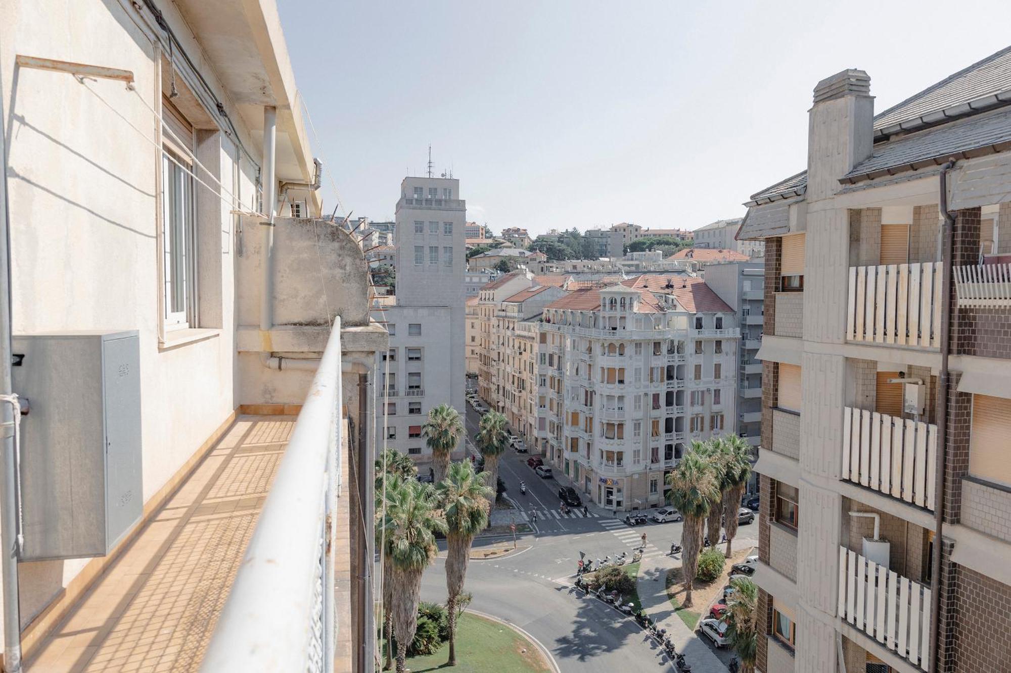 סאבונה "L'Attico Bianco" City View 10 M A Piedi Dal Mare מראה חיצוני תמונה
